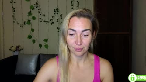 Jully online show from November 2, 6:30 pm