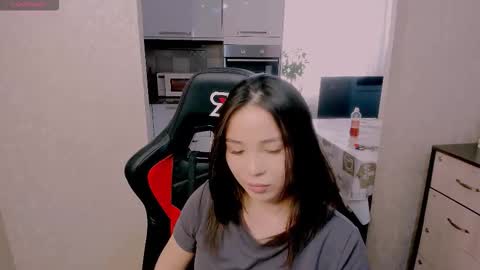 Aya Moon online show from November 14, 9:00 am