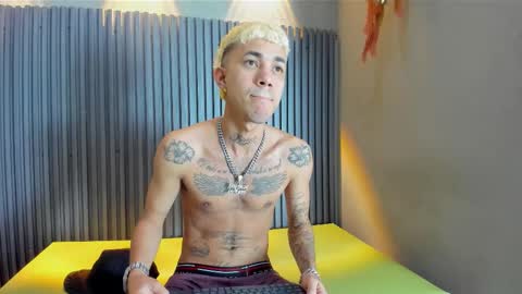 Ayala online show from December 16, 8:15 pm