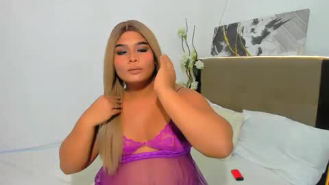 AYESHA online show from April 1, 7:20 am