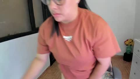 Snapshot of aylaislem chatting on October 22, 1:31 am SandyMODELINDEPENDIENT online show from October 22, 1:31 am