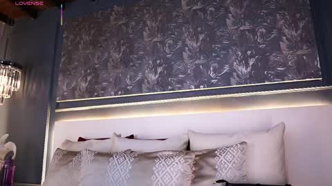 Aylin Millerxs online show from March 25, 8:48 pm