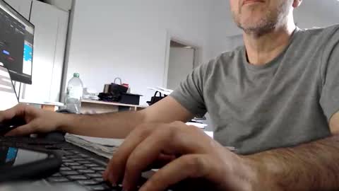 aylinniyerim online show from March 10, 3:27 pm