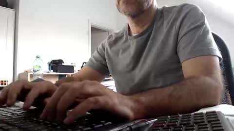 aylinniyerim online show from January 23, 2:50 pm