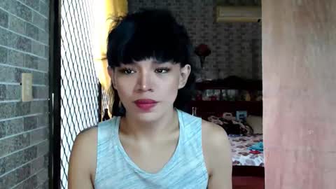 Snapshot of aymkyline chatting on October 22, 1:31 am aymkyline online show from October 22, 1:31 am