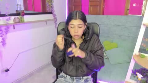 Aysha online show from March 21, 3:45 am