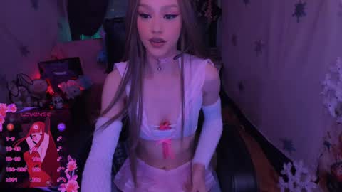   online show from February 25, 1:52 am