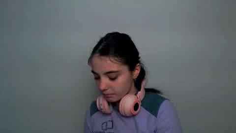 Snapshot of azumi_chan_ chatting on October 22, 11:01 am azumi_chan_ online show from October 22, 11:01 am