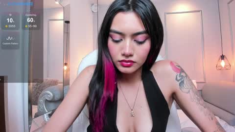 Azura online show from February 26, 1:25 am