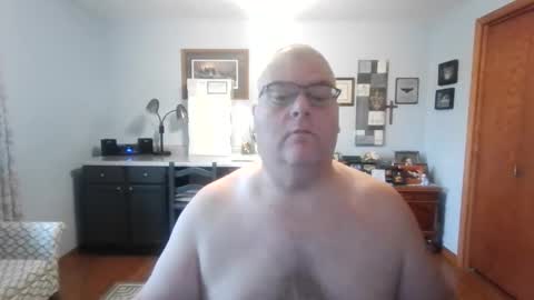 Snapshot of b1gh0rnyguy chatting on October 6, 12:34 pm Cory online show from October 6, 12:34 pm