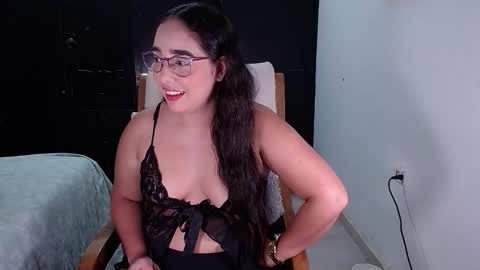 Snapshot of babby_swet chatting on October 8, 1:06 pm babby_swet online show from October 8, 1:06 pm