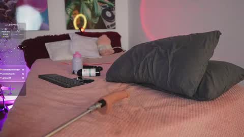 Samanta online show from March 2, 11:39 am