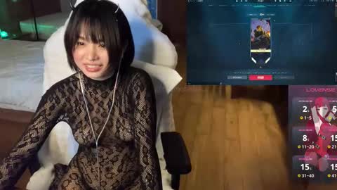 Jialyn online show from October 19, 12:15 am