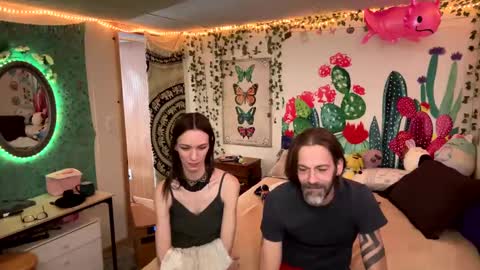 Fern Browning online show from January 29, 4:19 pm