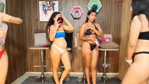 hotgirls online show from February 19, 11:31 am