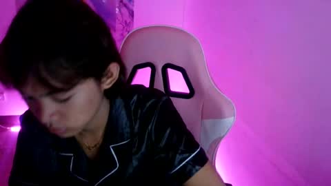 kel online show from July 9, 1:15 pm