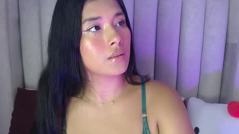 BABY HONEY online show from March 7, 2:15 am