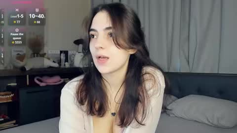 Emily online show from November 28, 7:26 am