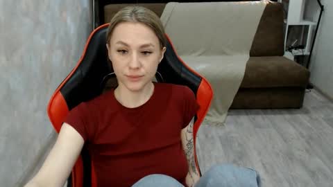 baby_kitte online show from February 7, 4:59 am