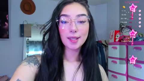 lily online show from October 7, 2:02 pm