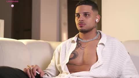 baby_rausch online show from November 29, 6:43 am