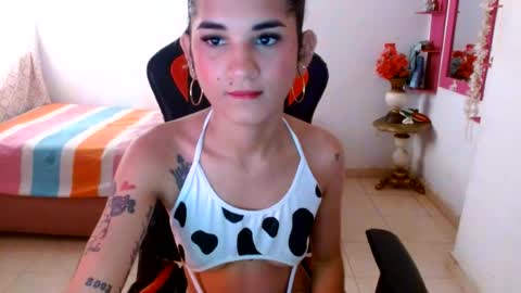 baby_rose03 online show from July 28, 2:24 pm