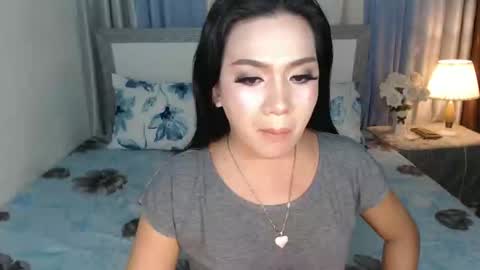   AMANDA  online show from December 17, 3:39 am