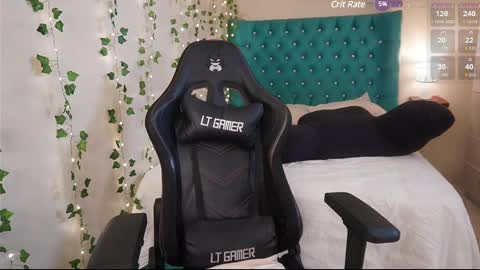 Instagram  online show from February 28, 10:06 pm