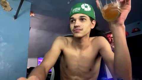 babyD online show from December 15, 7:57 am