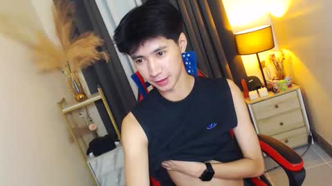 Snapshot of babymasterbater chatting on October 21, 6:22 pm call me james online show from October 21, 6:22 pm