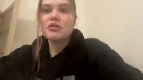 babymeow17 online show from January 8, 10:48 pm