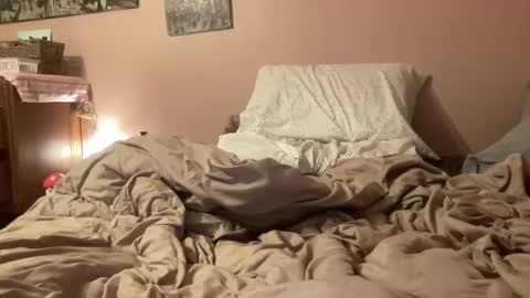 babypaige22 online show from April 6, 6:25 am