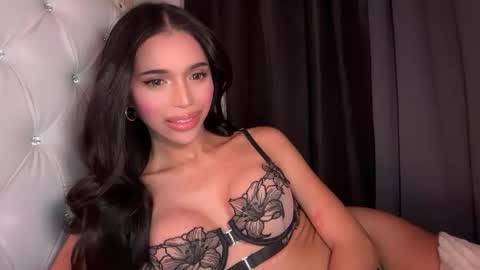 babysabrinaxx online show from June 8, 7:37 pm