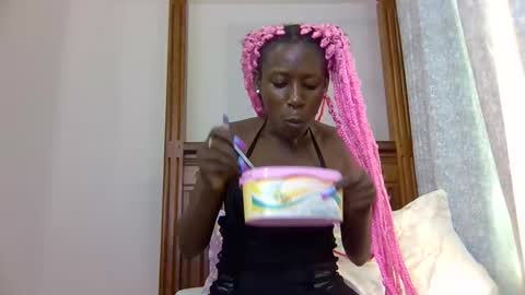 babytylerr online show from December 2, 10:46 am