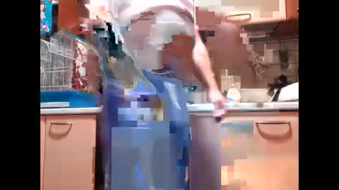 babyuby3 online show from December 23, 6:15 pm