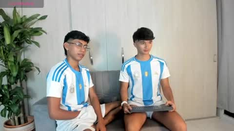 Babyy Couplee online show from July 31, 2:12 am