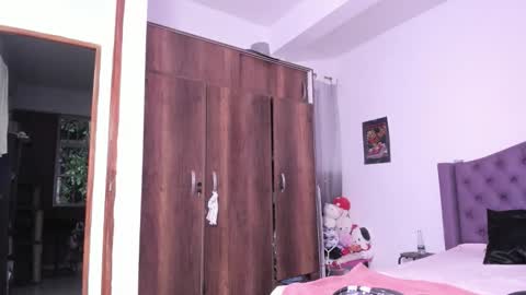 Bratty Lanita - independent online show from January 6, 2:15 am