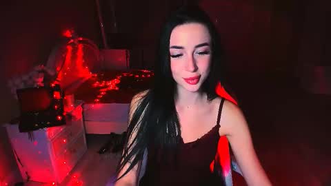 Miss Desire...do you remember online show from October 4, 5:11 pm