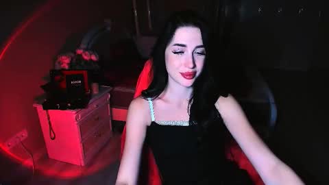 Miss Desire...do you remember online show from November 21, 3:10 pm