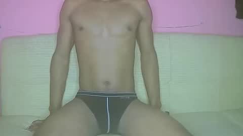 badaddo910342 online show from February 18, 4:12 am