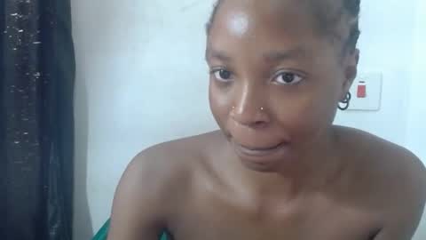 baddiebitchx online show from June 26, 8:53 am