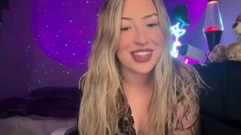 baddiejess618433 online show from March 8, 5:38 am
