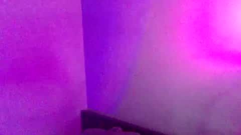 baddiejess618433 online show from December 13, 9:46 am