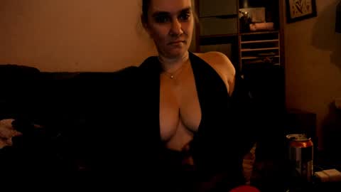 badgirluget online show from December 14, 11:50 am