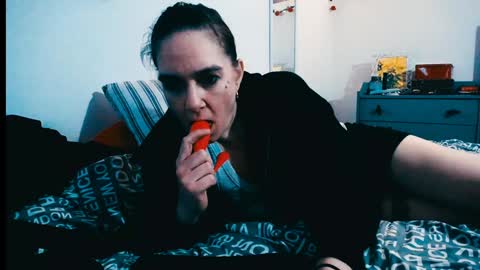 badgirluget online show from January 15, 9:09 pm