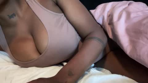 badgurldnay online show from October 8, 6:41 am