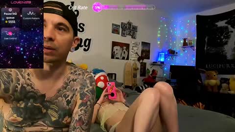 Couple of Bad Rabbits online show from December 16, 2:04 am