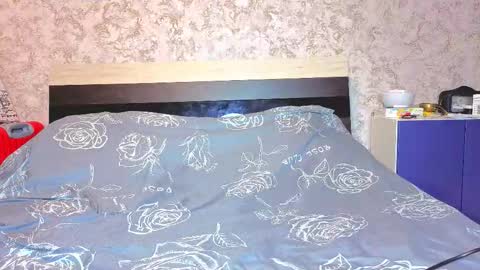 holly online show from January 18, 4:16 pm