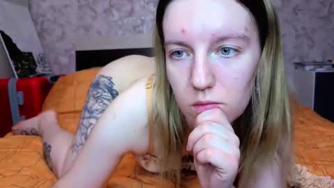 holly online show from February 15, 3:33 pm