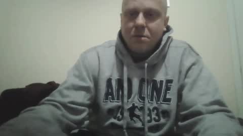 ballzrockwell online show from April 1, 12:44 am